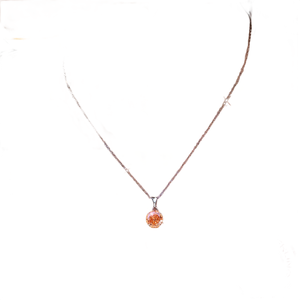 Collar con Colgante de Moissanita de Oro de 18K de Lujo con Piedra Verde Corte Esmeralda y Detalles de Diamantes, Diseño Geométrico - Product Image 1