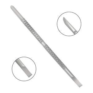 Empujador de Cutículas de Acero Inoxidable de Alta Calidad, Empujador de Uñas de Doble Punta, Empujador de Cutículas de Hoja Plana con Limpiador de Bucles Triangulares - Product Image 4