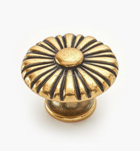 Antique Gold <b>Brass</b> Knobs Vintage Cabinet <b>Drawer</b> <b>Pull</b> Handles Classic Furniture Hardware Accessories Elegant Decorative Touch - Product Image 6