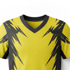 Maillots de football personnalisés en gros – Tenues de football américain durables en polyester, vierges, pour matchs et entraînements – Fabricant d'équipements d'équipe - Product Image 4