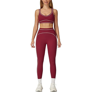 Ensemble de yoga Second Skin pour femme : Soutien-gorge de sport taille ultra haute et leggings longs anti-transparence, effet seconde peau, en nylon et élasthanne - Product Image 1