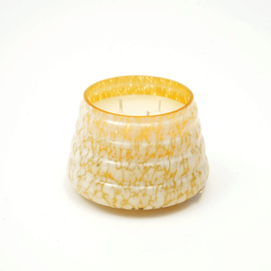 Vela Aromática Pastel Whisper en Amarillo, Categoría de Producto Premium - Product Image 3