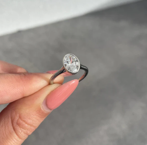 Bague de fiançailles pour femme en or jaune 14 carats avec diamant taille ovale, style classique, couleur D, pierre naturelle certifiée IGI, RAHA JEWEL RJ491 - Product Image 3