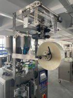 Machine d'emballage automatique VFFS pour vis, boulons et fixations métalliques KL-300K Keypack