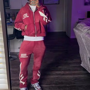 Ensemble de survêtement streetwear personnalisé délavé à l'acide avec fermeture éclair, appliqué brodé, pantalon évasé et sweat à capuche pour homme - Product Image 2