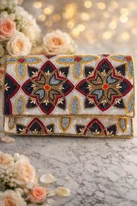 Sac fourre-tout en feutre multicolores à perles avec poignée en bambou - Product Image 5