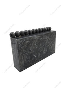 กระเป๋าคลัทช์เรซิ่นประดับลูกปัดทำมือสำหรับผู้หญิง กระเป๋าถือสำหรับงานเลี้ยงตอนเย็นสุดหรู ดีไซน์เนอร์ กระเป๋าเรซิ่นแบบแข็ง ของขวัญสำหรับเธอ - Product Image 2