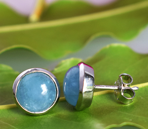 Pendientes de Plata de Ley 925 con Turquesa Redonda, Engaste Minimalista, Joyería Fina para Mujer, Uso Diario - Product Image 3