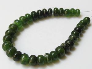 Perles rondes lisses en serpentinite verte faites à la main, pierres précieuses en cristal en vrac, 9-10 mm, trou de 0,5 mm pour la fabrication de bijoux, brin en gros - Product Image 5