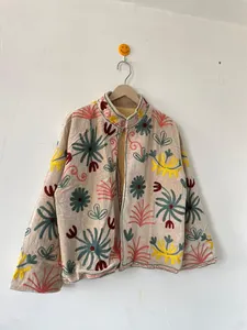 Veste courte en velours beige vintage pour femme, brodée à la main avec des motifs floraux, style kimono, col mandarin, blazer chaud pour l'hiver - Product Image 5