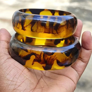 Bracelet jonc personnalisable en résine bleu cobalt ondulé, épais et empilable, en acrylique, pour femme, bijou de main tendance - Product Image 1