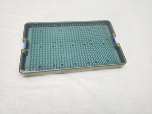 Bandeja de esterilización de acero inoxidable alemán con tapete de silicona para instrumentos quirúrgicos - Product Image 5