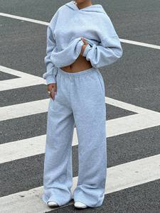 Ensemble de survêtement respirant et ample à capuche en polaire bleu clair, avec pantalon large et joggers personnalisés, pour automne-hiver - Product Image 3
