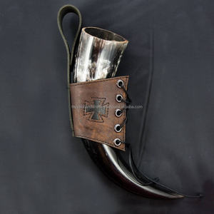 Corne à boire Viking avec support en cuir sans danger pour les aliments véritable corne à boire tasse Viking tasse pour mariage - Product Image 1