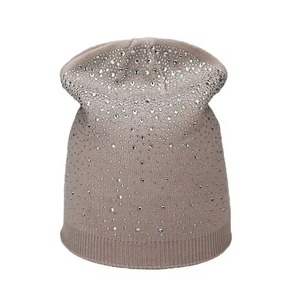Gorro de punto con diamantes de imitación para adultos, gorro de punto cálido de invierno unisex con patrón de puntos, circunferencia de cabeza de 56-58 cm - Product Image 6