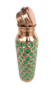Botella de Cobre Puro con Diseño Moderno y Elegante para una Hidratación Saludable y un Uso Diario Sofisticado a Precio de Mayoreo - Product Image 4