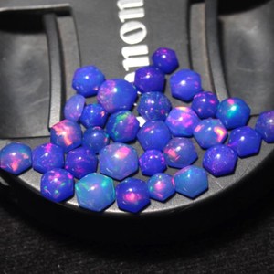 Ethiopian Welo Opal Hexagon Cut Cabochon Natural Opal Purple Color Loose Gemstone 4-7mm Multi Fire Opal for Wholesale Jewelry - Product Image 2