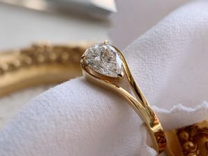 Modern Lab Grown 1.01CT VS1 Pear Cut Diamond Signet <b>Ring</b> Unique Design 14K Solid Gold Engagement Party for Brides Surprise Gift - Product Image 4