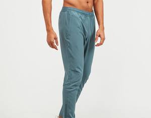 ชุดวอร์มกีฬาผู้ชายแบบมีซิป น้ำหนักเบา ระบายอากาศได้ดี เหมาะสำหรับใส่เล่นกีฬากลางแจ้ง สั่งทำได้ - Product Image 4