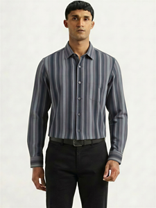Chemise décontractée en coton respirant à rayures pour homme Enovate, à double boutonnage, manches longues, avec logo au dos, idéale pour l'été - Product Image 2