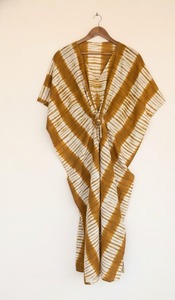 Precioso Vestido Kaftán de Algodón Tie-Dye para Niñas y Mujeres, Cuello en V, Largo Maxi, 100% Algodón, Estilo Casual con Cinturón Bordado - Product Image 3