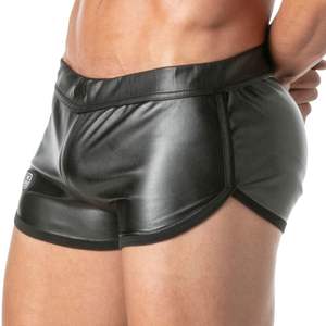 Shorts sexy rétro en cuir noir style Kinky pour homme – Tenue de club fétichiste ajustée pour soirée - Product Image 6