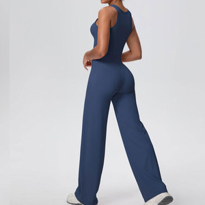 ชุดออกกำลังกายผู้หญิงแบบขายส่งลดราคา เสื้อชั้นในกีฬาแบบผูกคอ ระบายอากาศได้ดี กางเกงขาสั้นเอวสูงทรง Biker สีพื้น ชุดสองชิ้น - Product Image 5