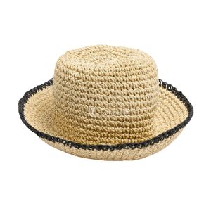 Sombrero de Paja Tipo Toquilla Unisex con Borde Negro, Protección Solar para la Playa, Talla Adulto - Product Image 1