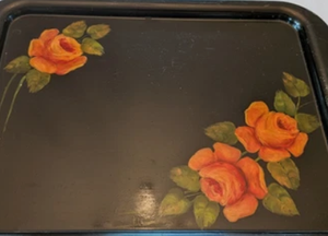 Bandeja de Arte Folclórico Rosa de Medianoche, Plato de Lacado Golden Bloom, Bandeja de Metal Negra Cottage Rose, Bandeja de Servicio Heritage Rosebud - Product Image 5