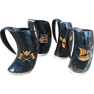 Jarra Vikinga de Cuerno de Búfalo Genuino de Alta Calidad, Taza de Cerveza Estilo Bohemio con Asa, Ecológica y Personalizable - Product Image 1