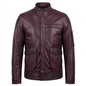 Chaqueta de cuero para hombre al por mayor, color vino oscuro, con bolsillos tipo utilitario, solapa en el brazo, cierre frontal con broches, cuello alto, fabricante B2B personalizado - Product Image 1
