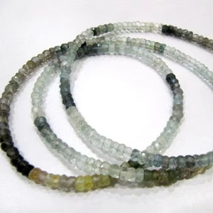 Collier en pierres précieuses d'aigue-marine naturelle, facettes rondes, 4-5 mm, fermoir magnétique - Product Image 4