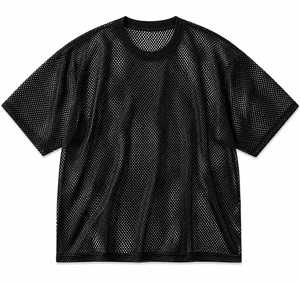T-shirt tricoté respirant personnalisable avec logo sur mesure, style urbain, coupe ajustée, méthodes d'impression sérigraphique et par transfert d'eau - Product Image 4
