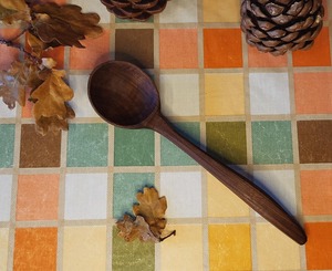 Cuchara de Madera de Mango Largo Hecha a Mano con Madera de Primera Calidad, Acabado Liso, Utensilio de Cocina para Remover y Mezclar Comidas - Product Image 6
