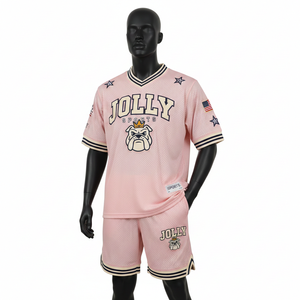 Ensemble short et maillot en jersey de polyester respirant pour homme, toucher doux, panneaux côtelés roses sur le col et les poignets, logo imprimé personnalisé. - Product Image 1