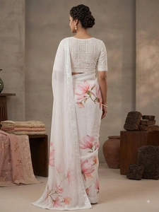 Devi Fashions – Saree élégant blanc à imprimé floral en soie, imprimé numérique, pour femme, style Inde Pakistan, longueur ras du sol, coupe classique, idéal pour les mariages - Product Image 2