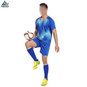 ชุดเสื้อฟุตบอลสีน้ำเงินแบบซับลิเมชั่นเต็มตัวพร้อมกางเกงขาสั้น ชุดทีมกีฬาทันสมัยระดับมืออาชีพ ชุดฟุตบอลแห้งเร็วสำหรับสโมสร - Product Image 4