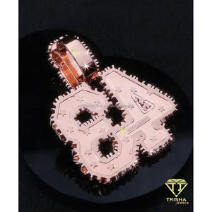 Collier unisexe personnalisé en argent 925 plaqué or rose avec pendentif lettre en or rose cultivé en laboratoire, cadeau Hip Hop de Trisha Jewels - Product Image 4