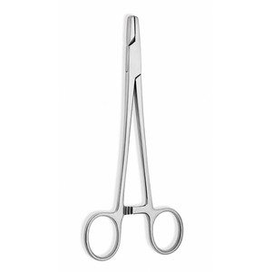 Portaagujas esternal BERRY con mandíbula pesada e inserciones de carburo de tungsteno, longitud total 7-3/4 pulgadas (19.6 cm) ZETOMEDPRO - Product Image 1