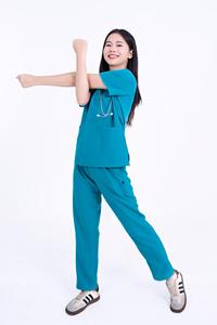Tenue d'infirmière personnalisée brodée pour femmes, en coton Oxford, uniforme flexible pour les professionnels des hôpitaux, cliniques et salons - Product Image 1