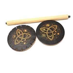 Hermoso péndulo de meditación personalizado de madera Triple Moon Ankh con patrones celestiales Soporte de péndulo de madera - Product Image 1