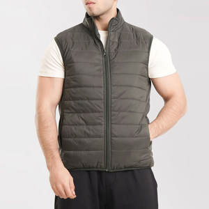 Gilet matelassé personnalisé pour homme, rembourré en polyester, respirant, sans manches, style doudoune, pour sports d'hiver, activités de plein air, imperméable - Product Image 1