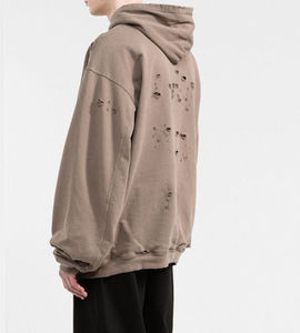 Hoodie streetwear vintage en coton personnalisé, sans cordon, avec motifs graphiques, coupe patchwork, effet vieilli et déchiré, style denim tears, vente en gros - Product Image 5