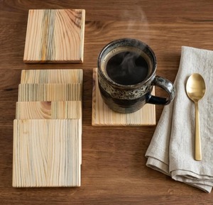 Posavasos de Madera de Nogal de la Mejor Calidad en Forma Cuadrada, Posavasos de Madera con Logotipo Personalizado, Diseño Cuadrado, Color Natural - Product Image 2