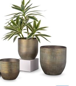 แจกันเหล็กบนโต๊ะแจกันดอกไม้สีทองสำหรับงานแต่งงานและงานปาร์ตี้สีเงินขัดเงาและถูกทุบโดยอุตสาหกรรม azora - Product Image 4