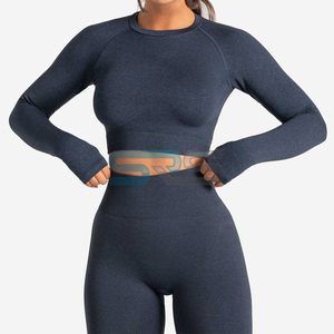 Ensemble de sport yoga 2 pièces pour femme, short taille élastique respirant coupe ajustée en tissu intelligent, idéal pour la course décontractée - Product Image 5
