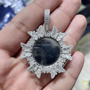 จี้เพชรรูปพระอาทิตย์ที่สวยงามของดีไซน์เนอร์หรูหราจี้เพชรรูปพระอาทิตย์ที่เจิดจรัส - Product Image 5