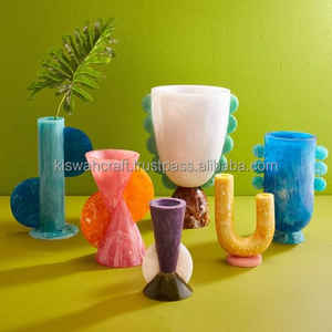 Jarrón de Resina con Textura de Mármol y Patrón de Remolino Acuático, Diseño Moderno, Hecho a Mano para Uso en Mesa de Oficina en el Hogar - Product Image 6