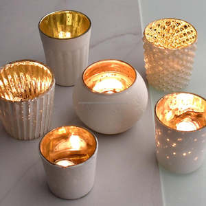 Pot de cire à bougie rond plaqué or pour salon en métal élégant couleurs personnalisées disponibles cadeaux minimalistes fabriqués en Inde - Product Image 2