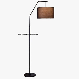 Lámpara de pie de estilo vintage con forma redonda y pantalla negra de hierro y metal para uso en interiores, para el hogar, hotel, sala de estar y dormitorios. - Product Image 4